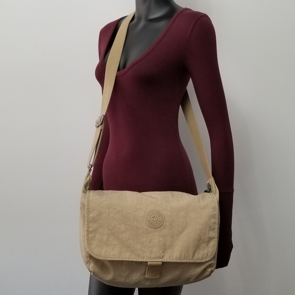 Kipling Large Nylon Tan Travel Messenger Bag
